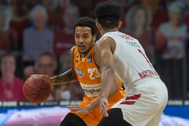 金空间内多 金空间内多