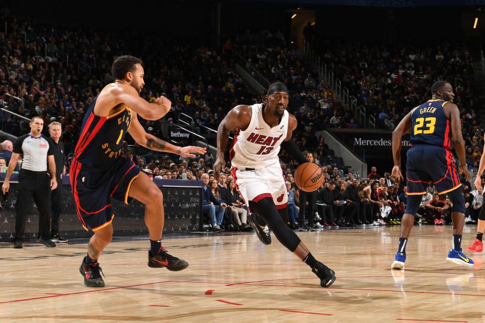 提醒各方在 提醒各方在